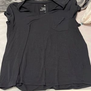 Black t-shirt